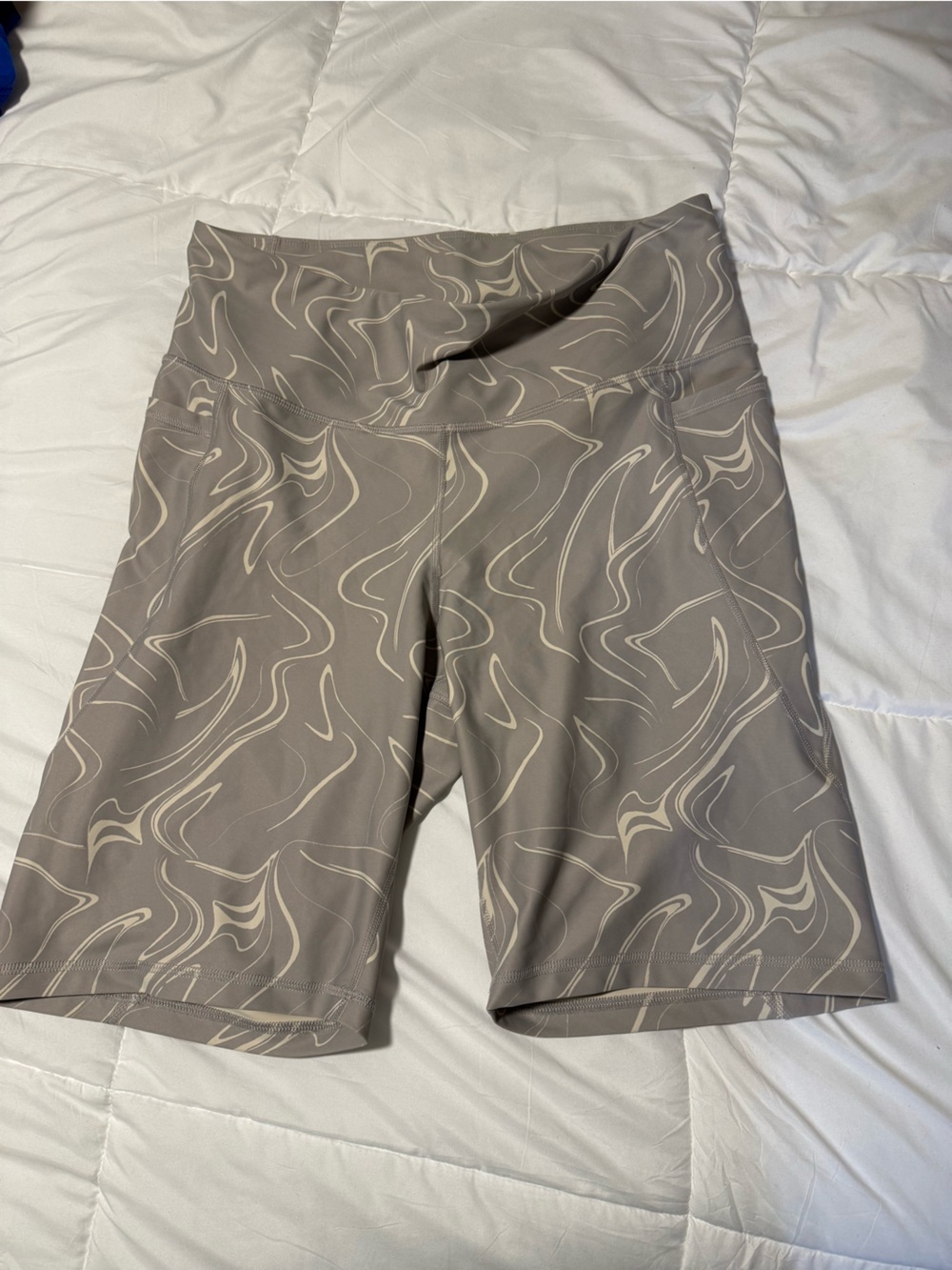 Old Navy PowerSoft Grey Swirl Print Biker Shorts